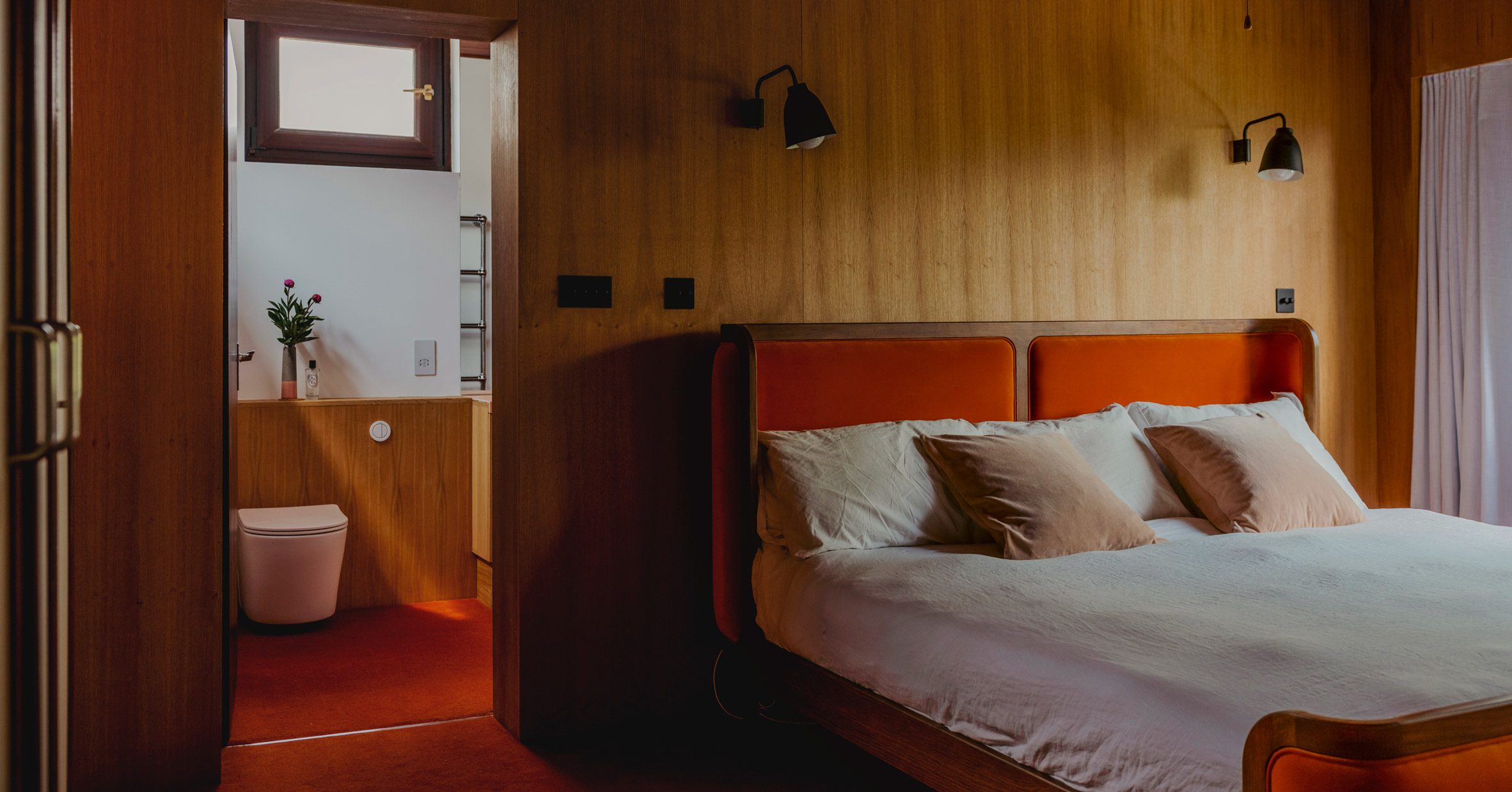 Mid-century Zero House in London imbued with "Kubrick feel" - Vimarsana News