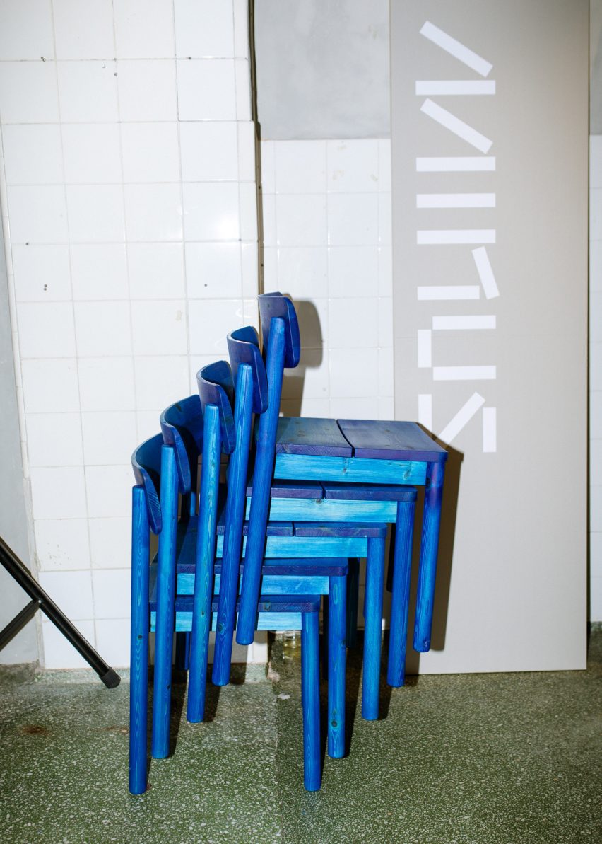 Minus Chair in blue stacked up at Minus Furniture exhibition in Oslo for Designers' Sa،ay