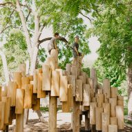 Kengo Kuma and Earthscape create "wooden mountain" playground structure