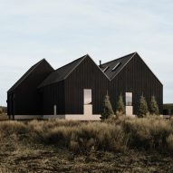 Volcanic terrain informs design of Noir Peaks house by The Ranch Mine
