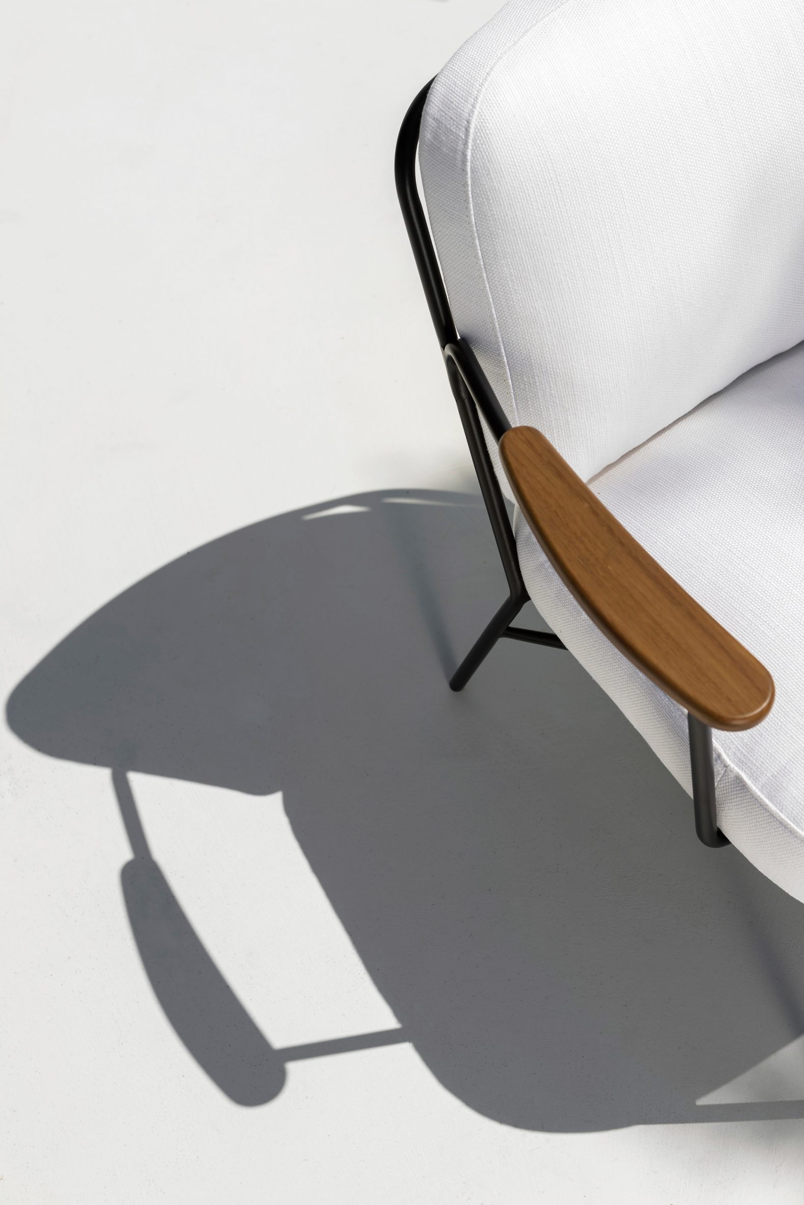 Palm armchair by Jean-Michel Wilmotte for Parla Design