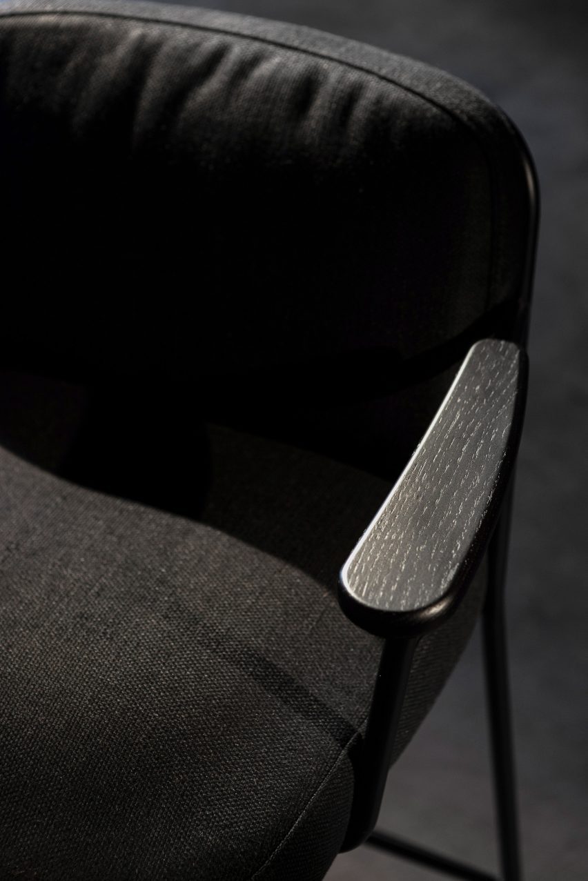 Palm Compact Comfort A bar stool by Jean-Michel Wilmotte for Parla Design