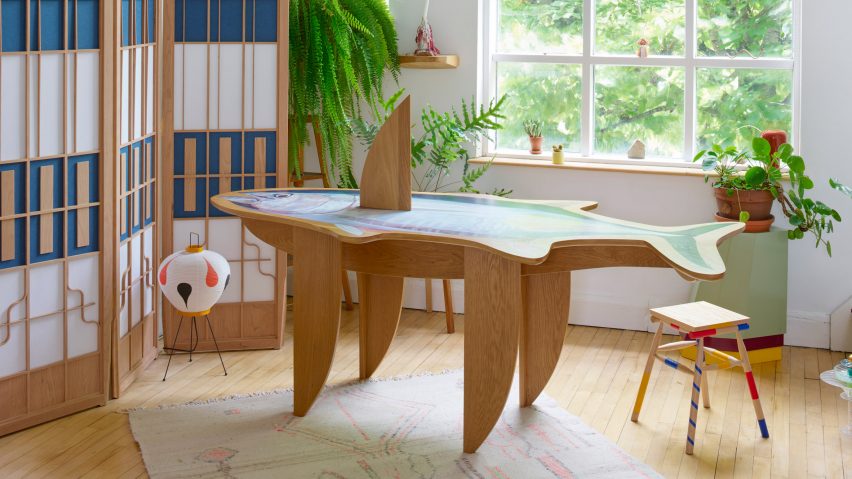 Fatty Tuna dining table and Mikado stool by Rio Kobayashi at his home