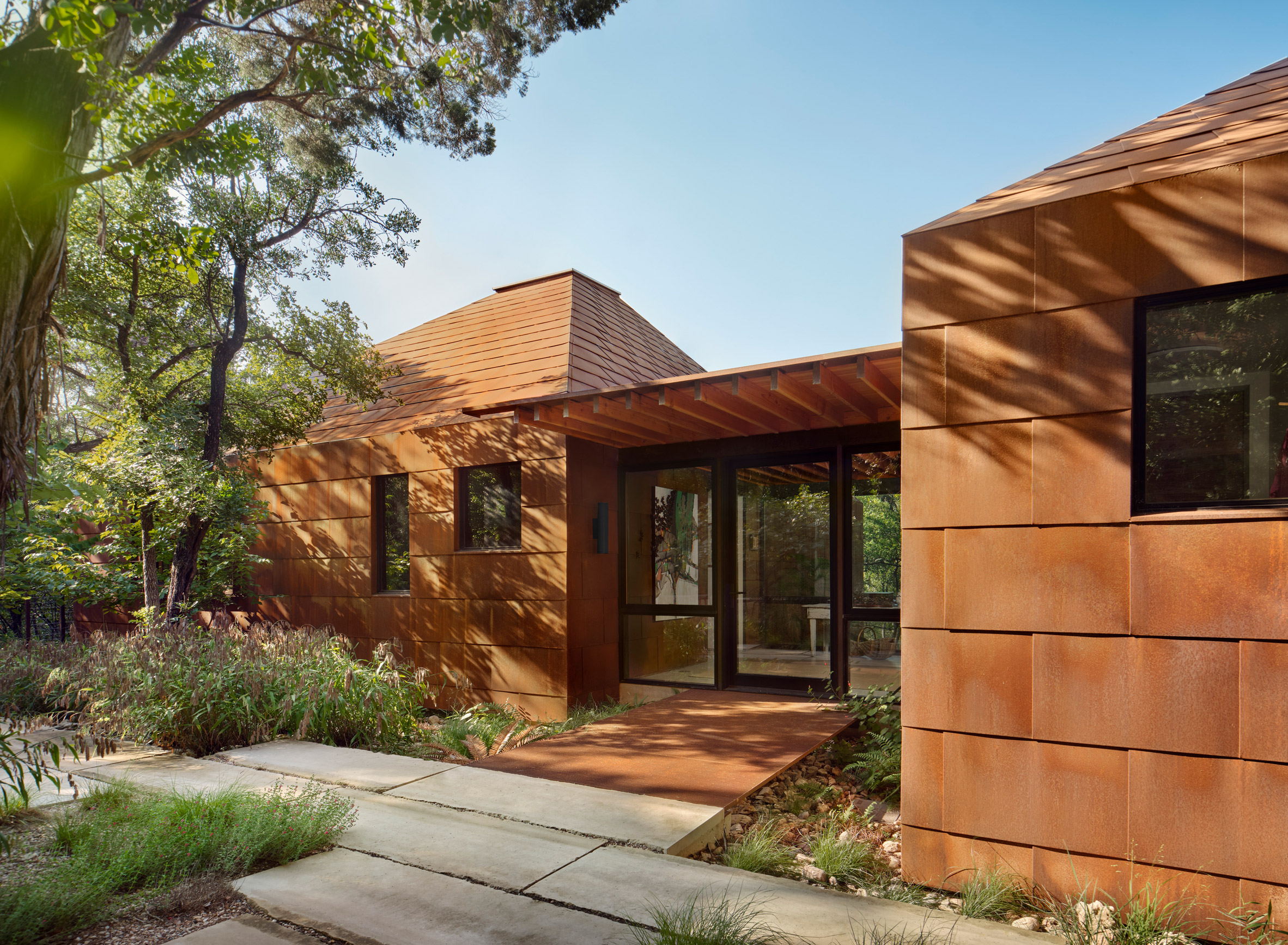 Weathering steel house by Lake Flato Architects