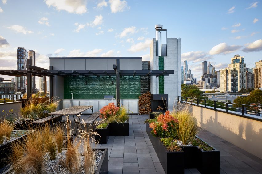 Rooftop seating area at the Ferrars & York residential building