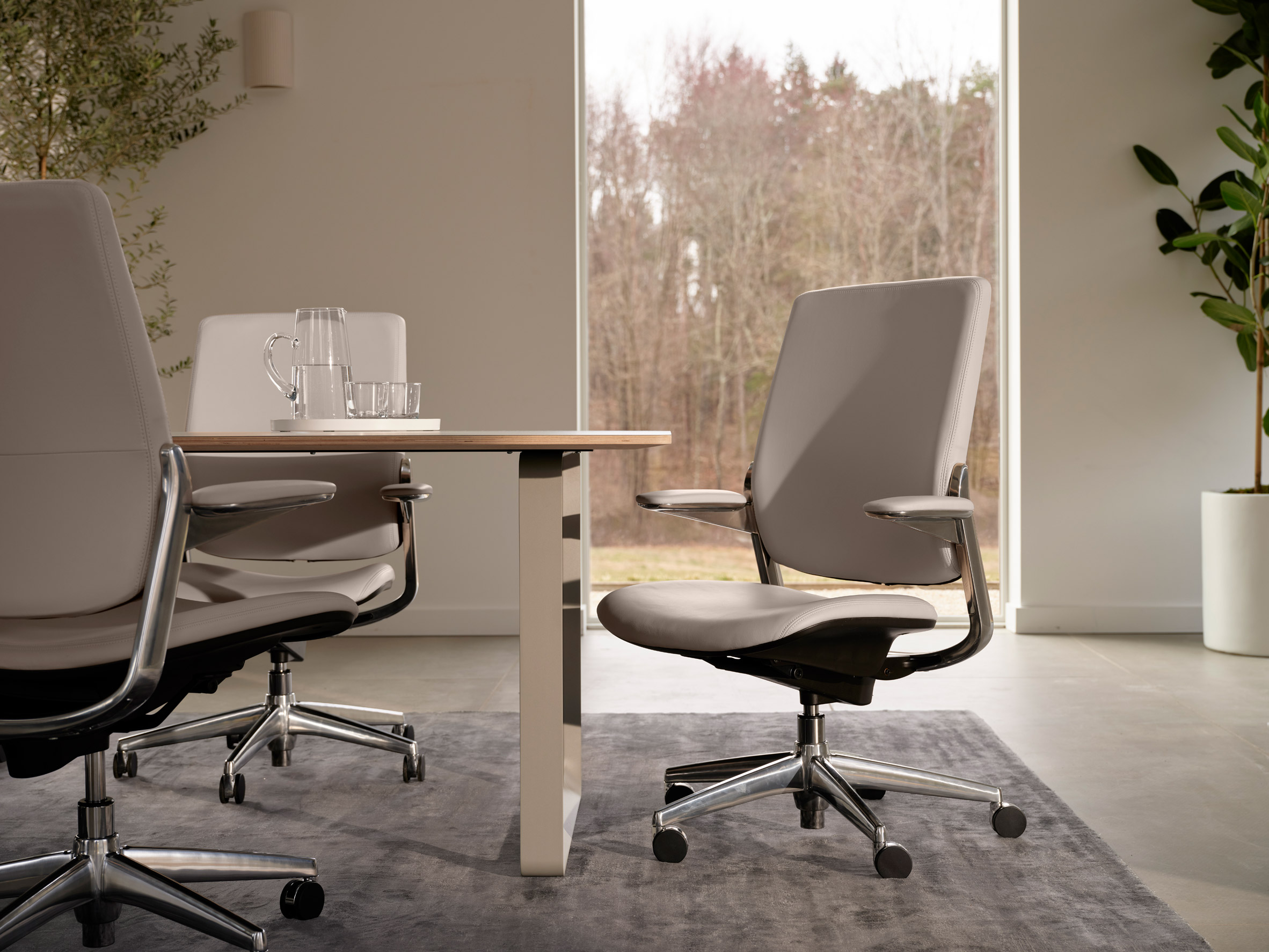 Leather-upholstered office chair from Humanscale