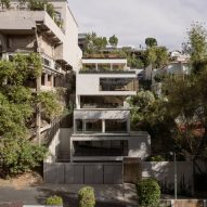 Taller David Dana stacks concrete house on Mexico City hillside