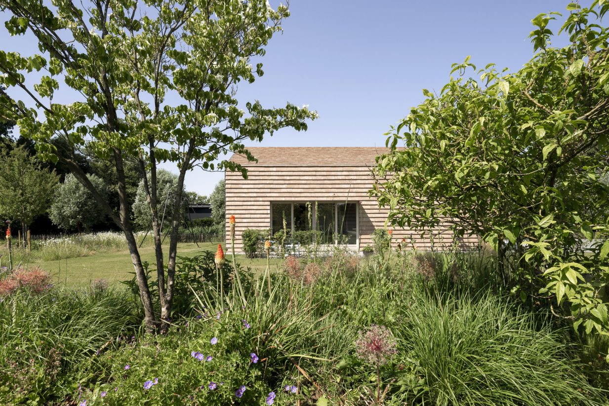 Clay tiles envelop prefabricated Studio Shed in the Netherlands – Free ...