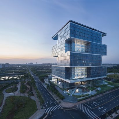 Hainan Energy Trading Building by Kris Yao Artech