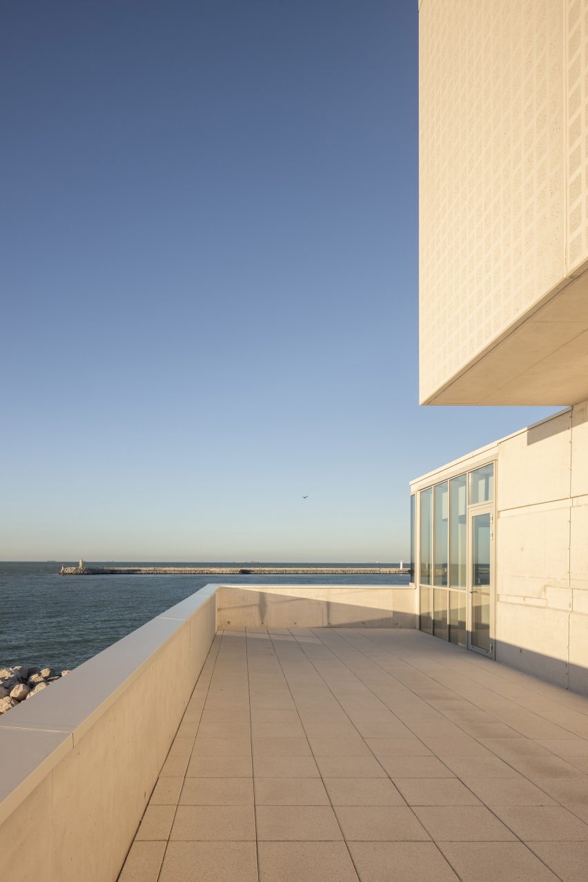 View of the sea from the terrace at Calais' harbour master's office by Atelier 9.81