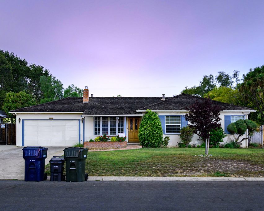 Steve Jobs' Childhood Home, Los Altos, California, USA, 2018. Taken from Building Stories by Alastair Philip Wiper