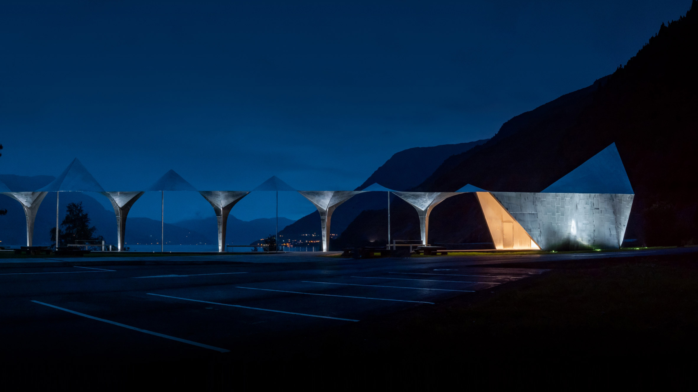 Light Bureau subtly illuminates fjord-side rest stop in Norway - Vimarsana News