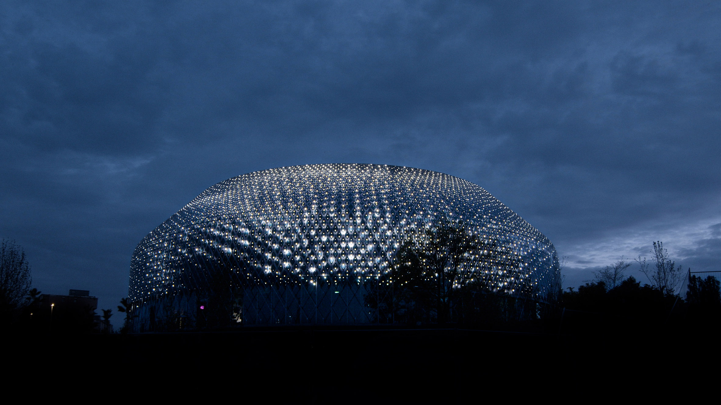 AMDL Circle and Iart wrap Basel pavilion in energy-neutral media facade - Vimarsana News