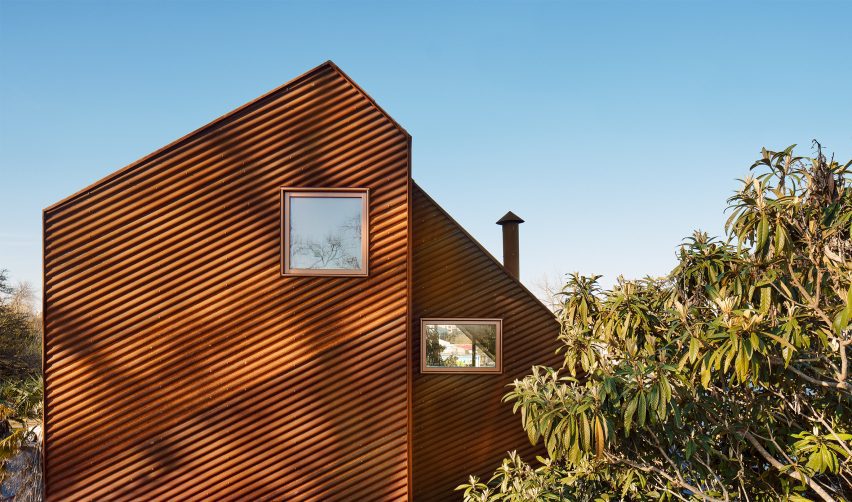 Weathering steel cladding of The Perch residential guesthouse extension by Nicole Blair
