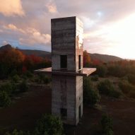Lama lookout tower is a Pezo von Ellrichshausen pavilion in Chilean landscape