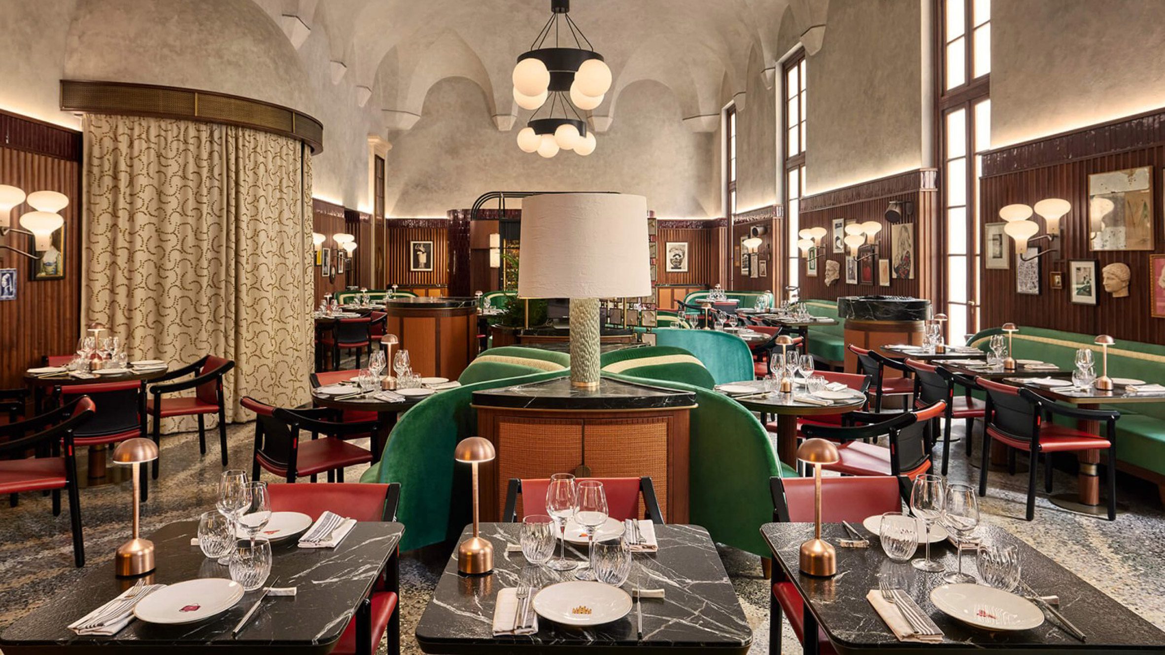 Humbert & Poyet sets up Beefbar restaurant inside 16th-century chapel - Vimarsana News