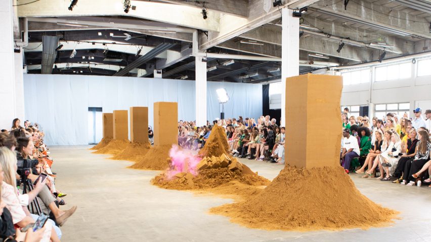 Sand installation by Spacon & X at Stine Goya Spring/Summer 2023 show Whisper Loud