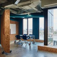 Meeting space with adjustable wall partition in Today Design office by Studio Edwards