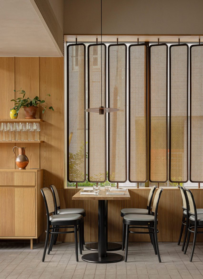 Rattan room dividers in the restaurant of Trunk Hotel