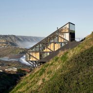 WMR Arquitectos runs wood-framed house down a Chilean cliffside