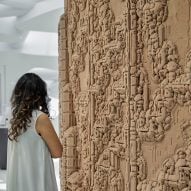 Barry Wark uses sand to make "most intricate 3D-printed wall ever"