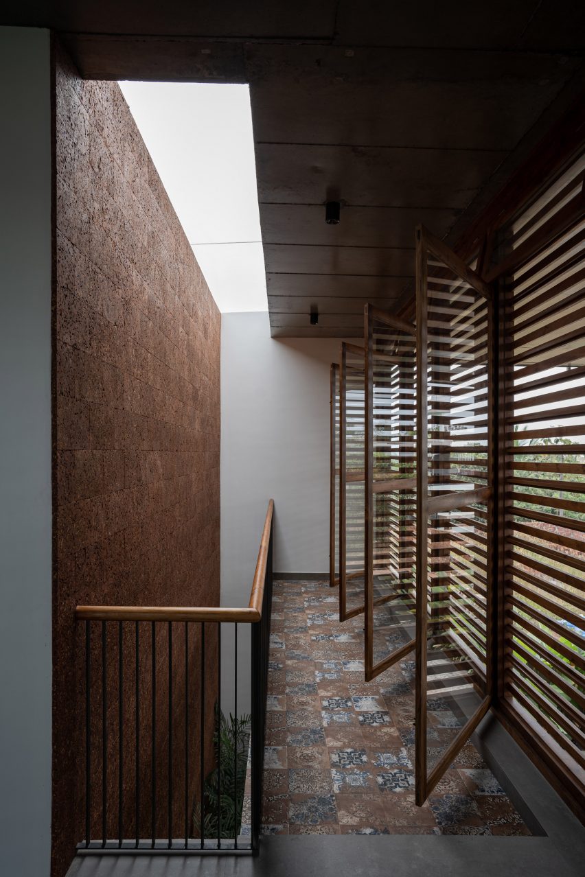Operable louvres in the wood louvred home in Kerala, India by 3dor Concepts
