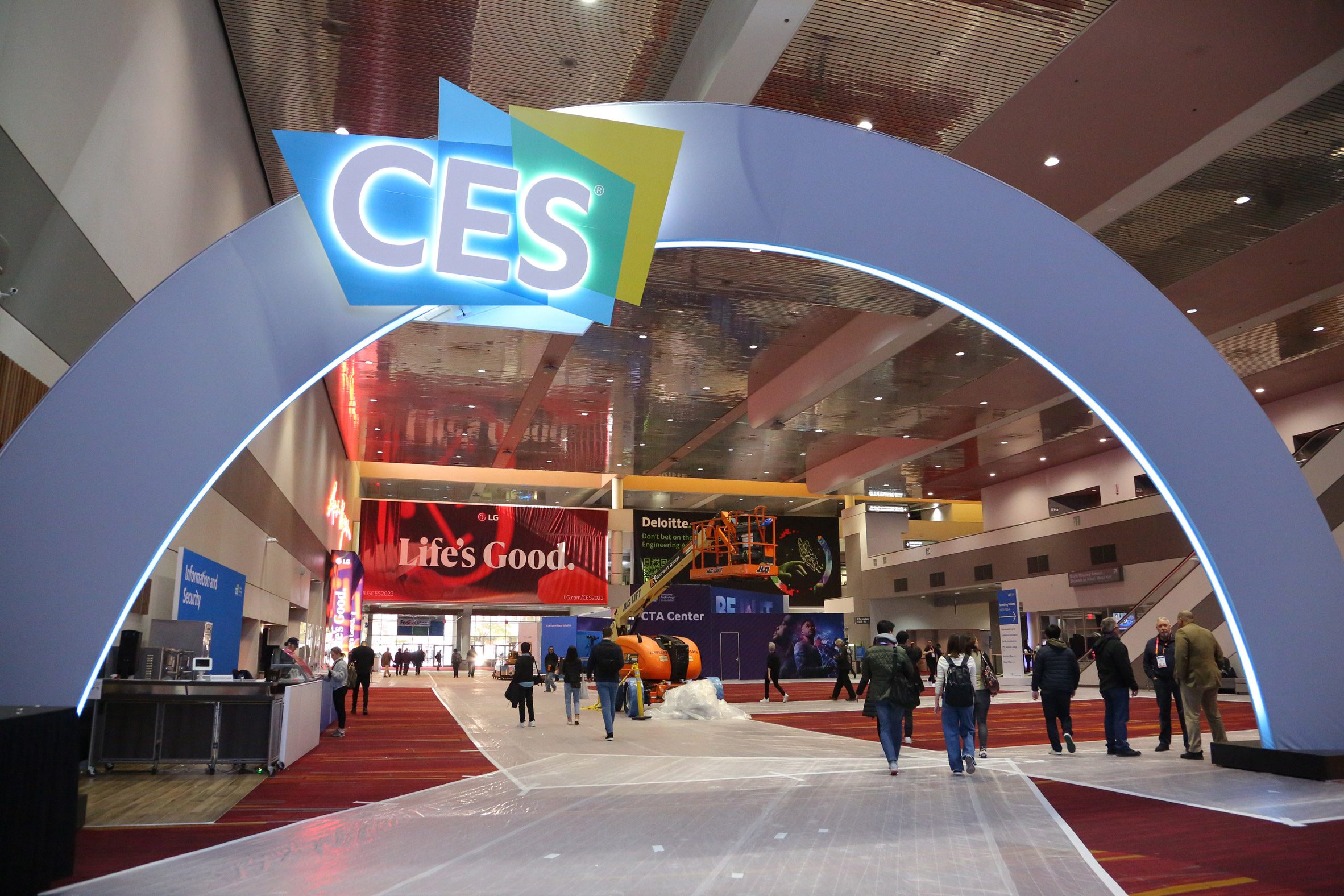 Photo of arch at trade show CES