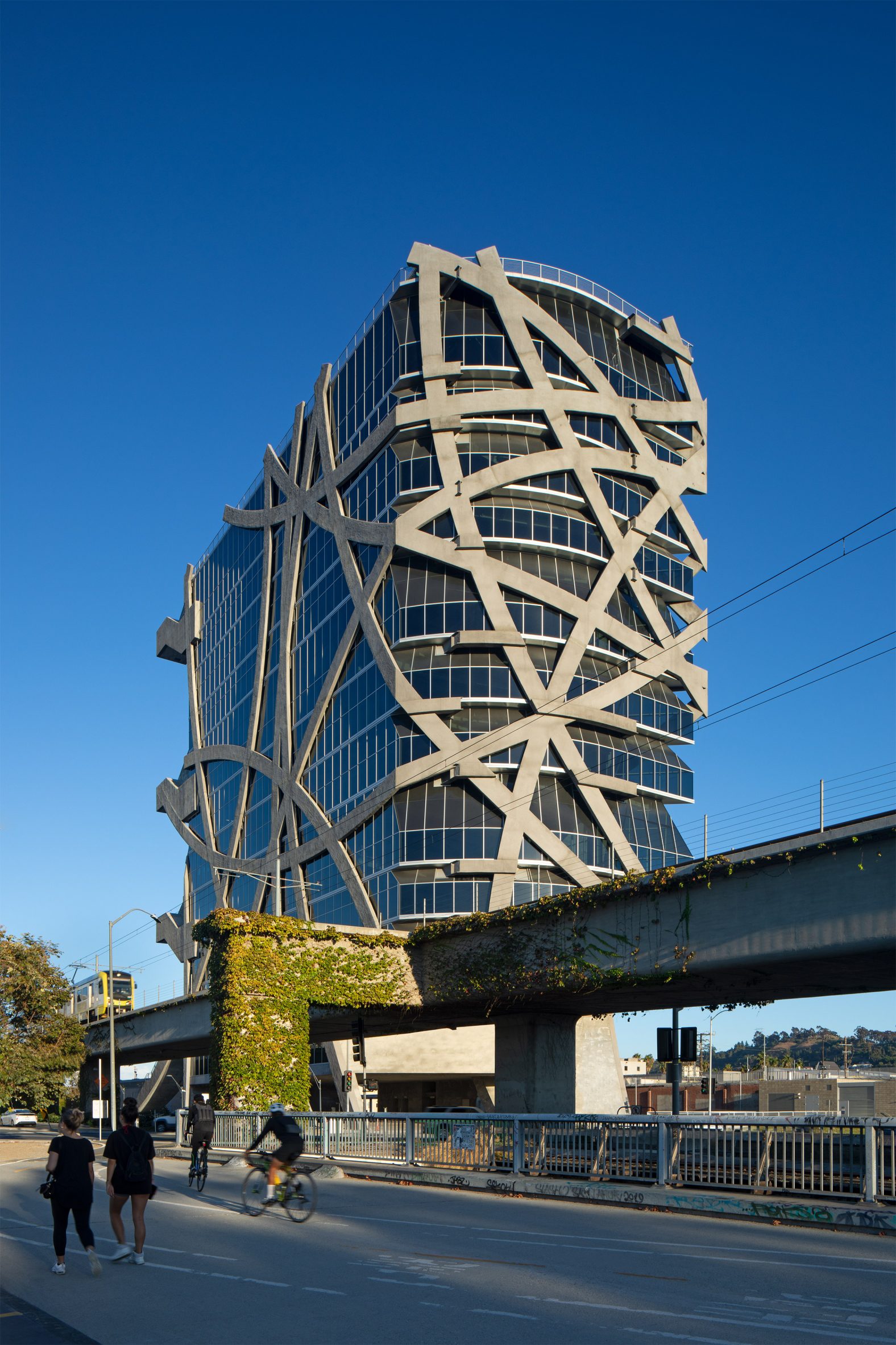 (W)rapper office tower, Los Angeles