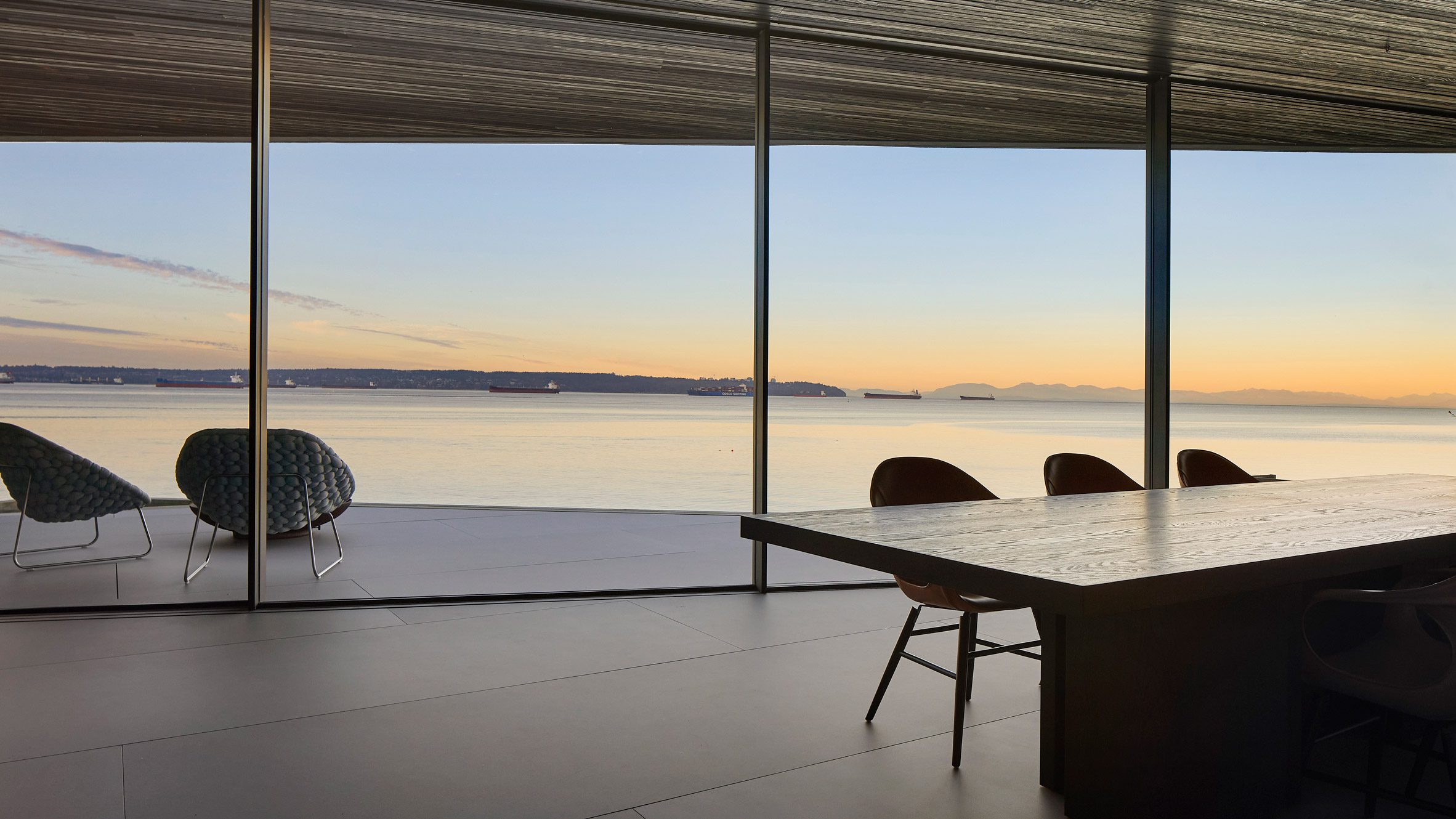 McLeod Bovell uses cantilevers in "fortress-like" West Vancouver house - Vimarsana News
