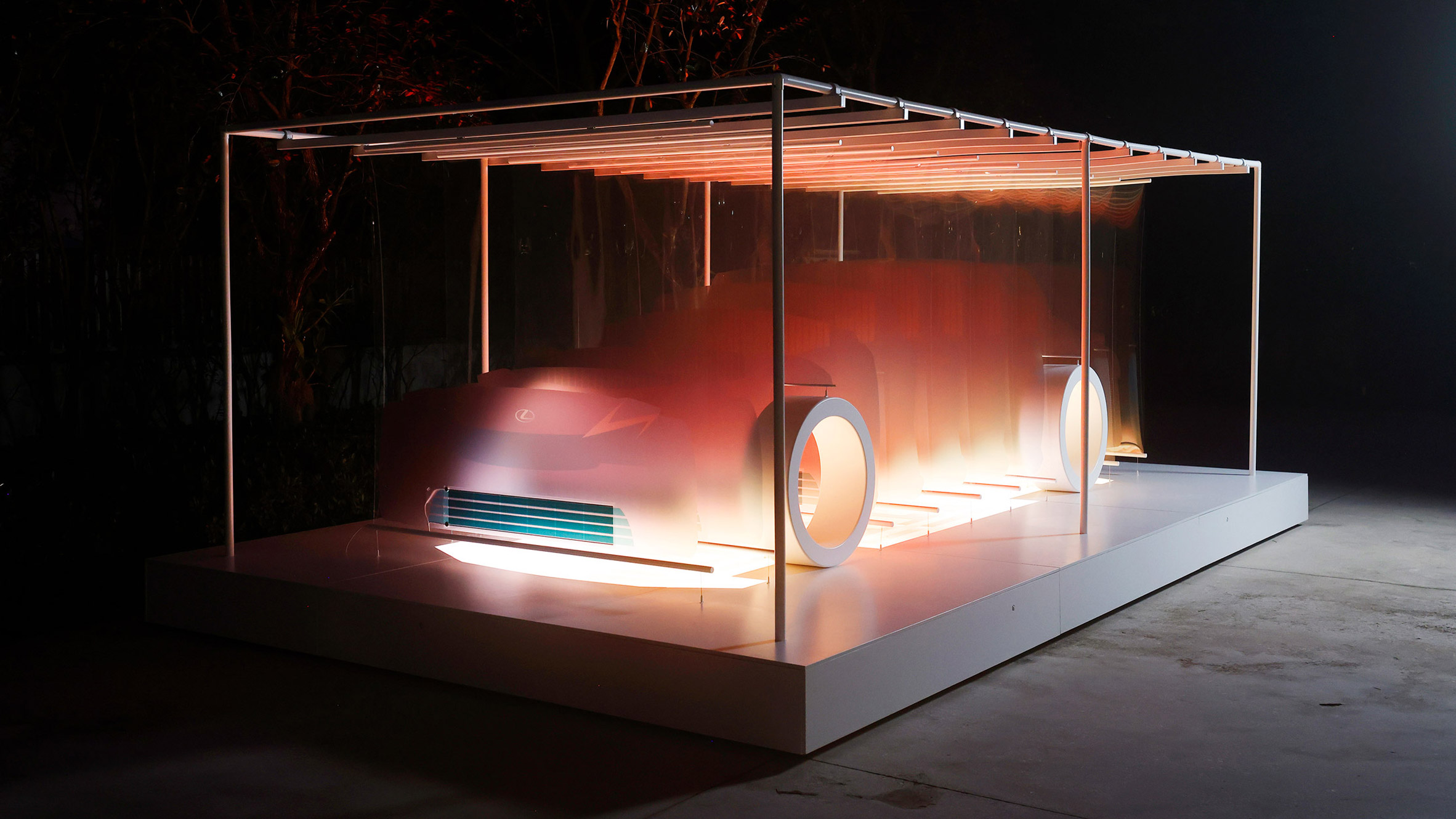 Marjan van Aubel creates car installation using photovoltaic panels - Vimarsana News