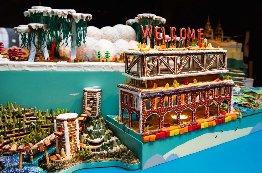 canal building made of gingerbread