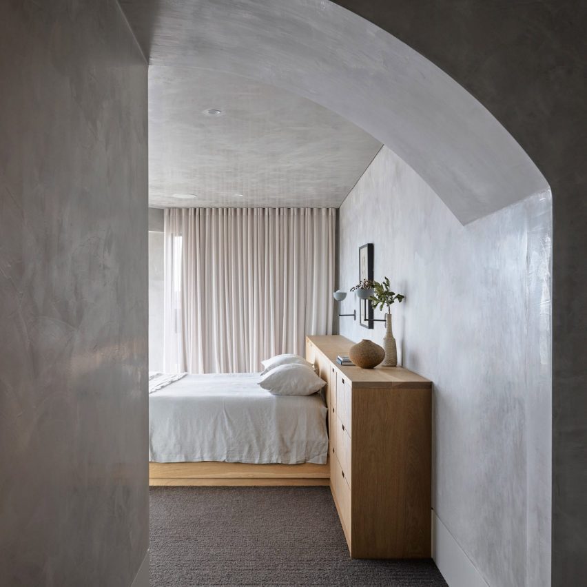 Calming minimalist bedroom