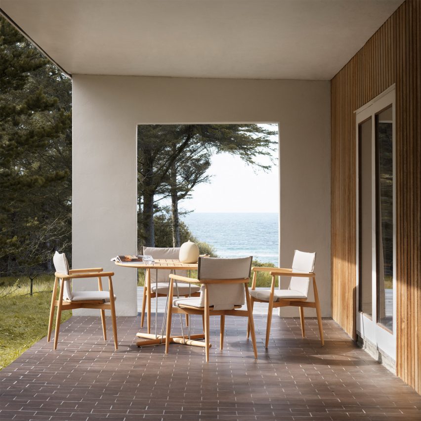 Photo of outdoor furniture by Carl Hansen & Søn