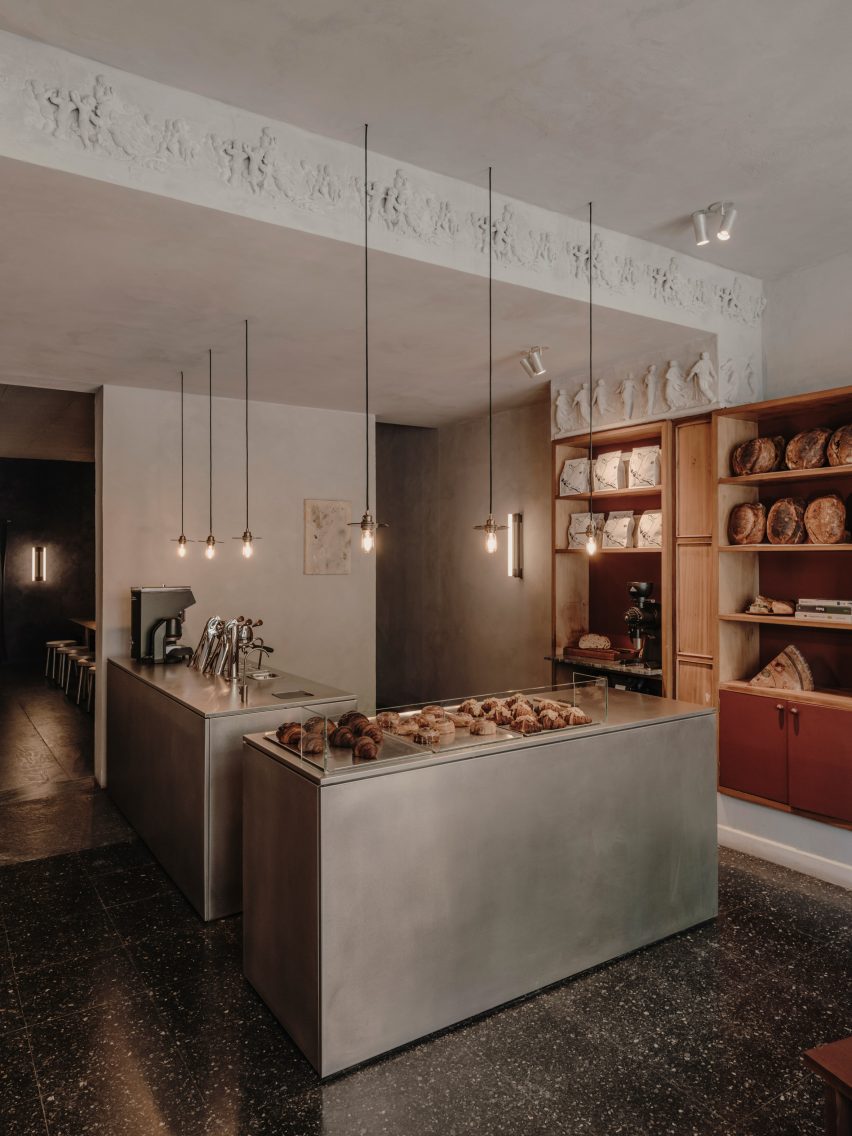 Interior view of bakes،p by Plantea Estudio