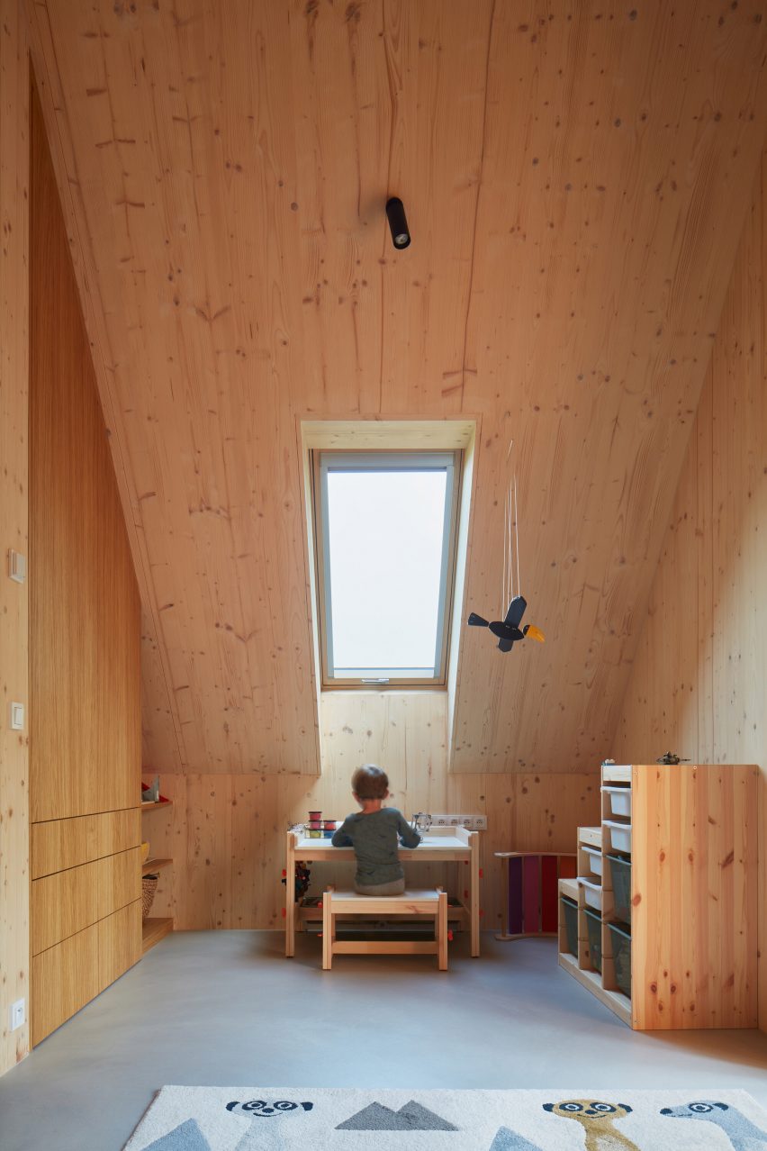 Internal CLT finishes in the Hut-inspired House by Atelier Hajný