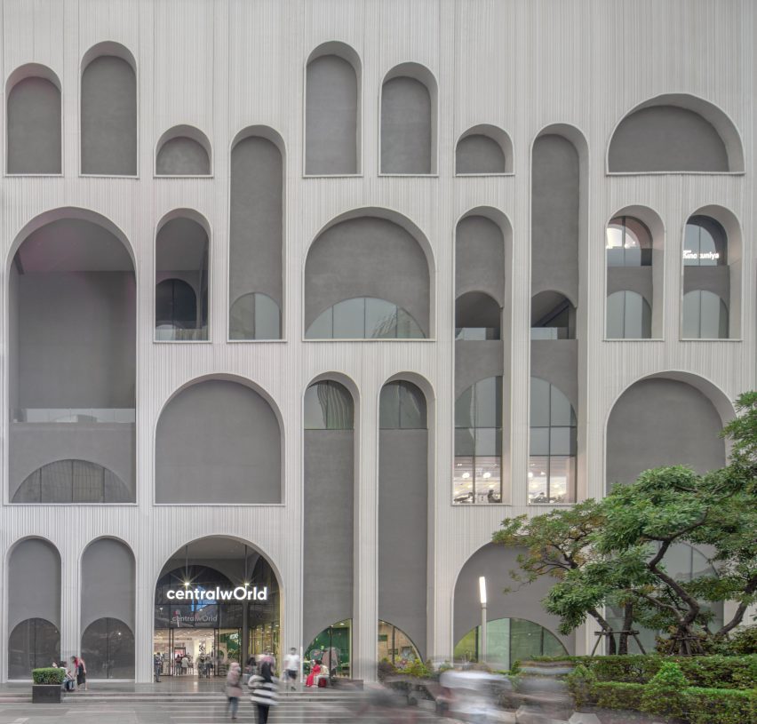 Overlapping arched facade for Central World in Bangkok by Linehouse