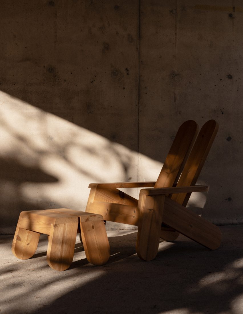 Wooden chair by Vaarnii