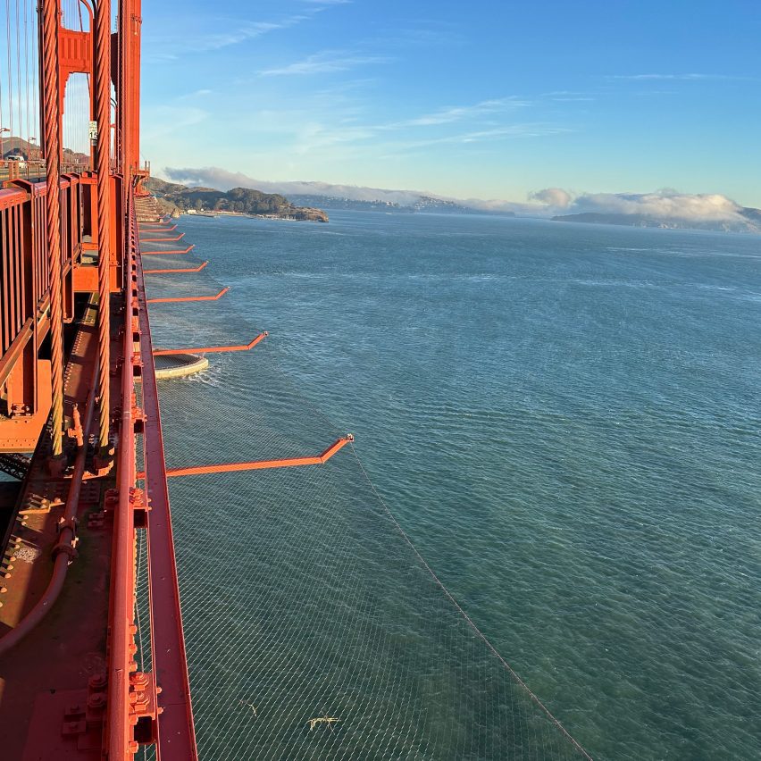 Golden Gate Suicide deterrent nets