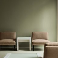 White Firma Collection table by HBF