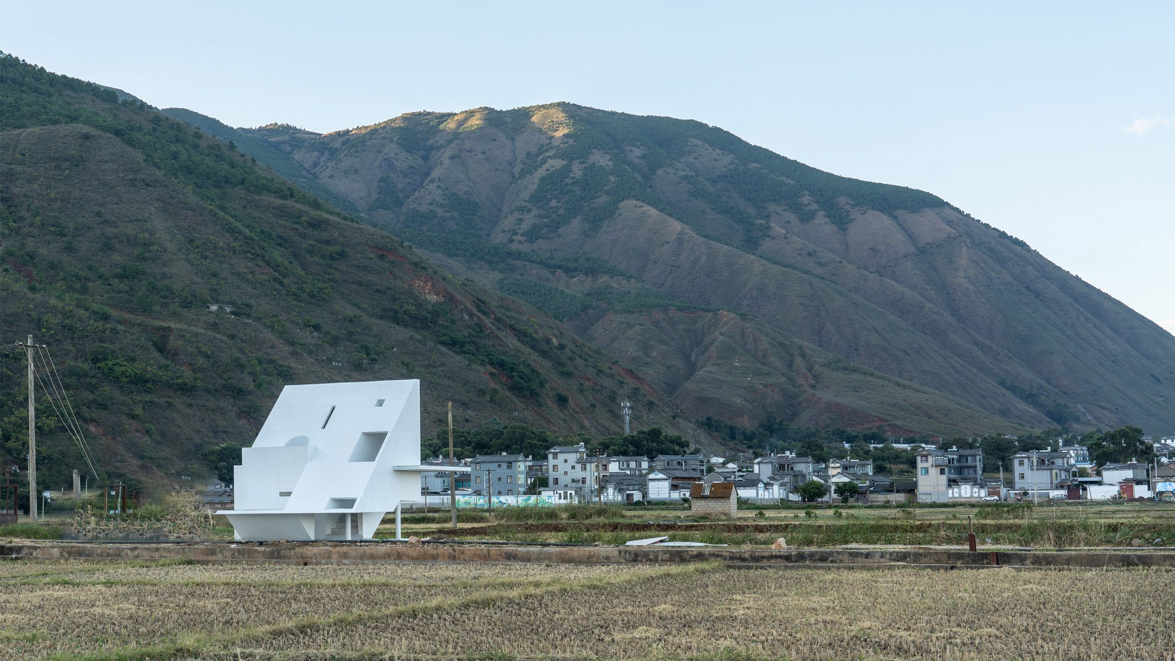 Lin Architecture creates Concrete Pavilion as "lighthouse" for farmers - Vimarsana News