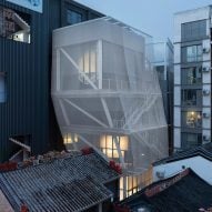 Mesh veil wraps exhibition space in China by Trace Architecture Office