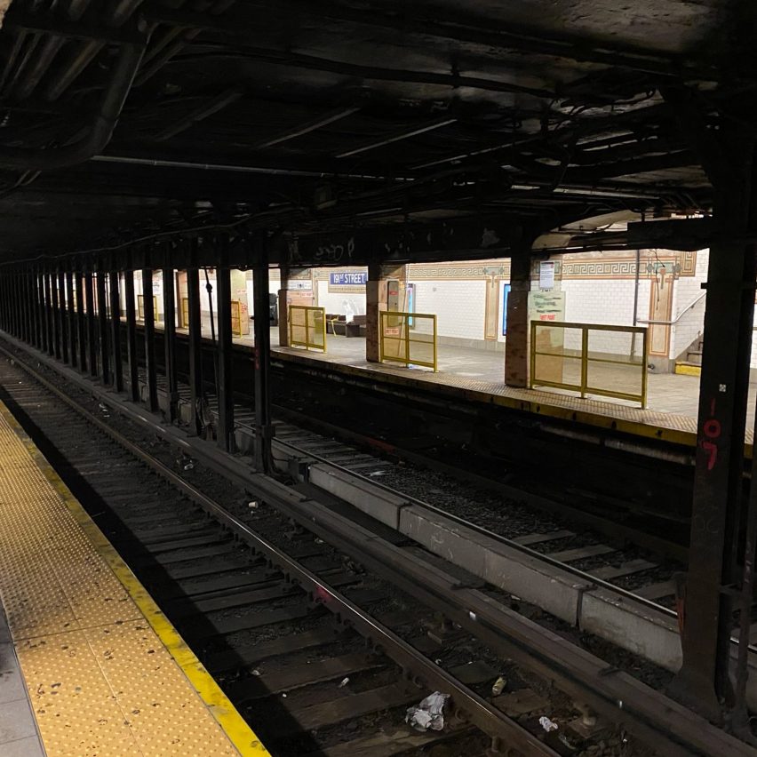 Yellow fences installed by the MTA in New York subway