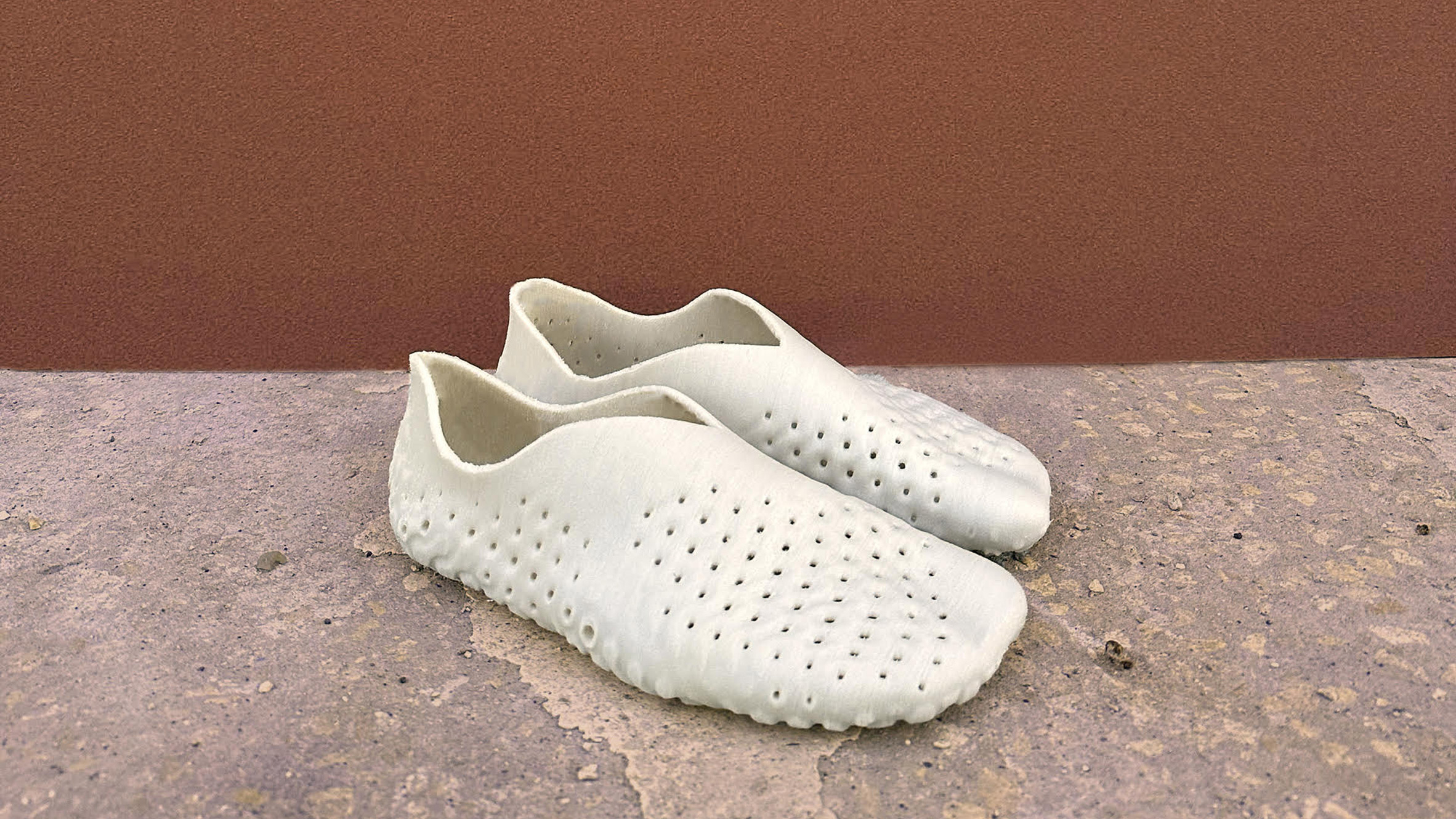 Vivobarefoot unveils "scan-to-print-to-soil" compostable footwear