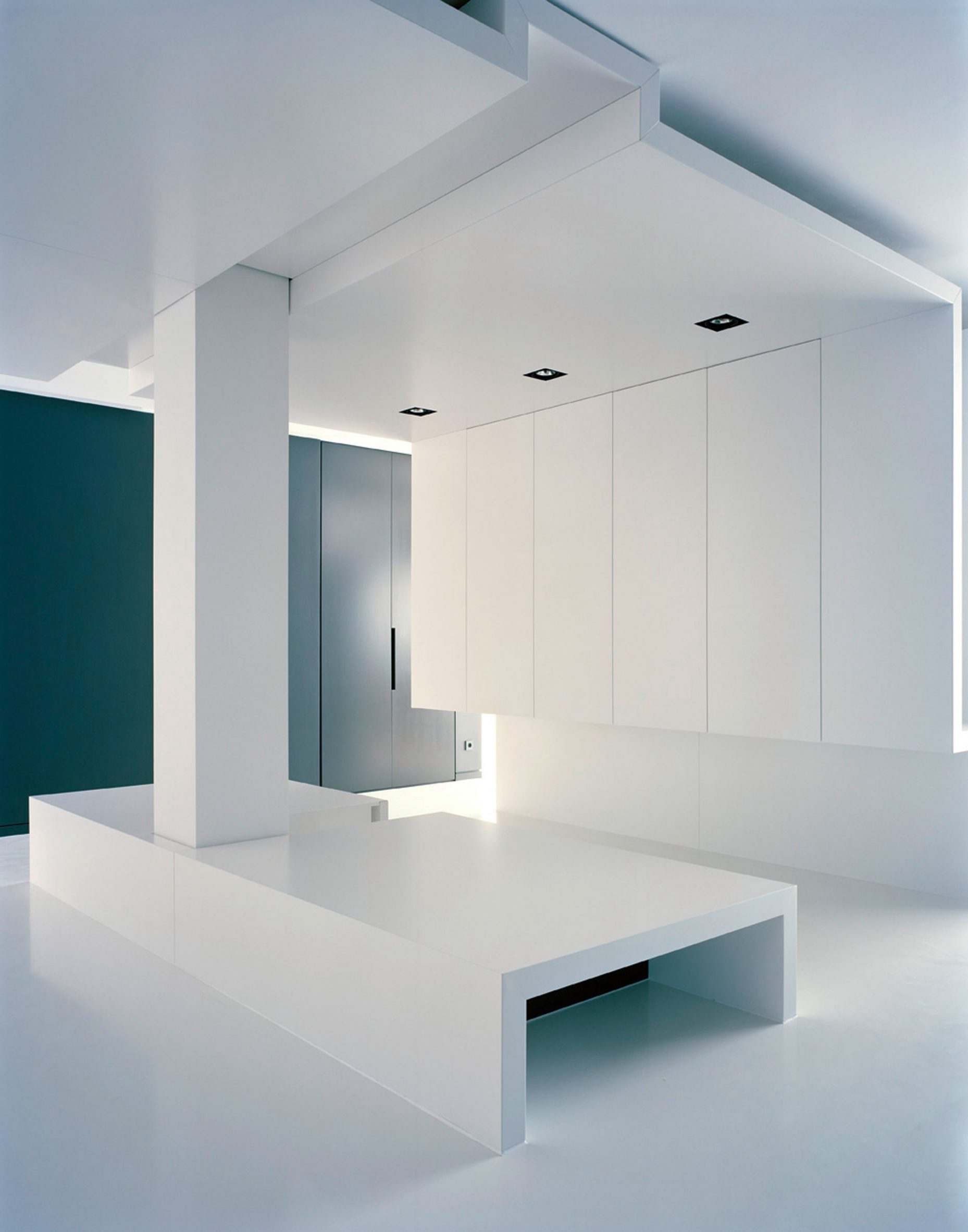 Corian Solid Surface range used in a Berlin apartment