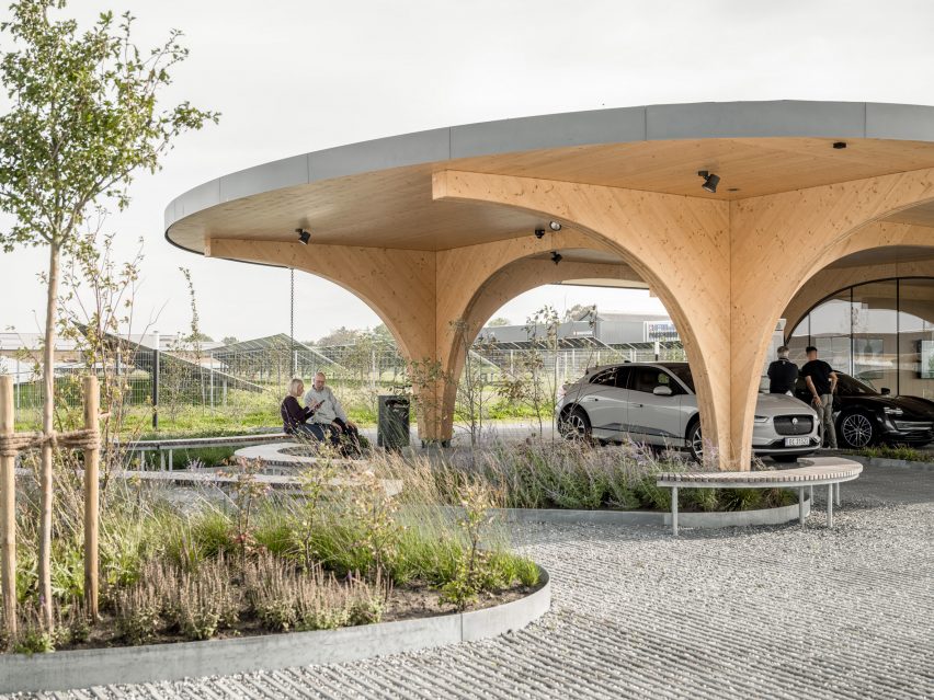 Outdoor rest spaces of EV Charging Station by EFFEKT in Denmark