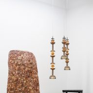Hanging lamps with sculpture