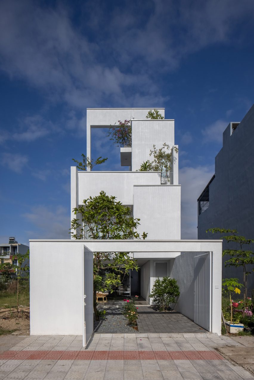 Exterior view of House for Young Families in Da Nang, Vietnam