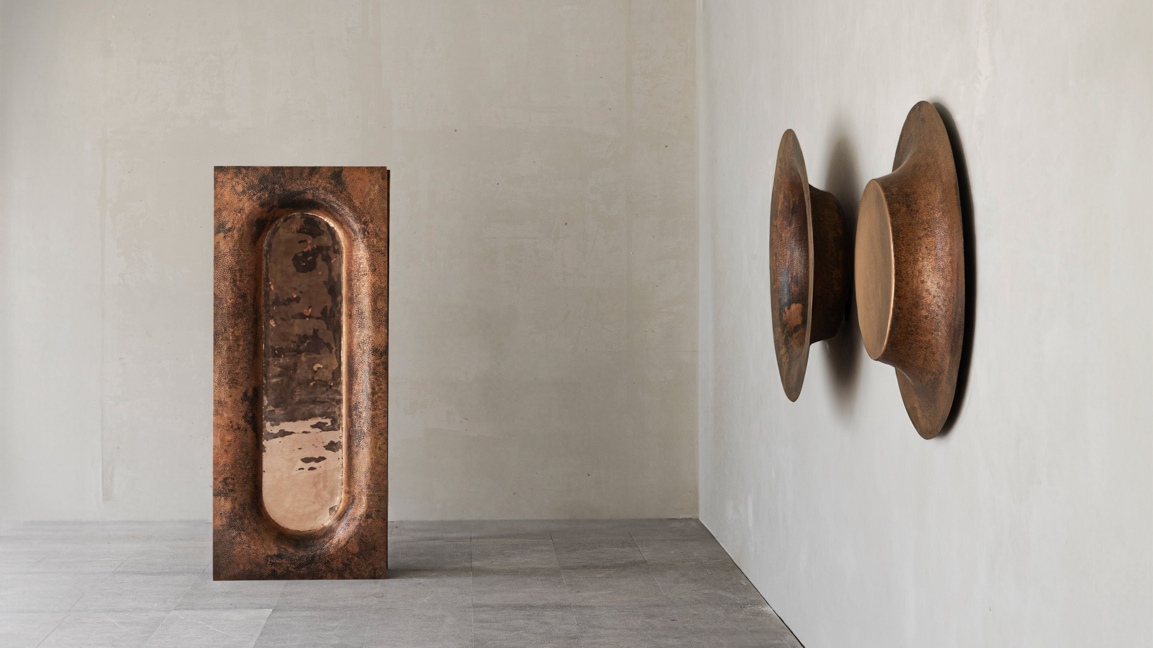 Manu Bañó forms sculptural OBJ-08 mirrors from single sheet of copper - Vimarsana News