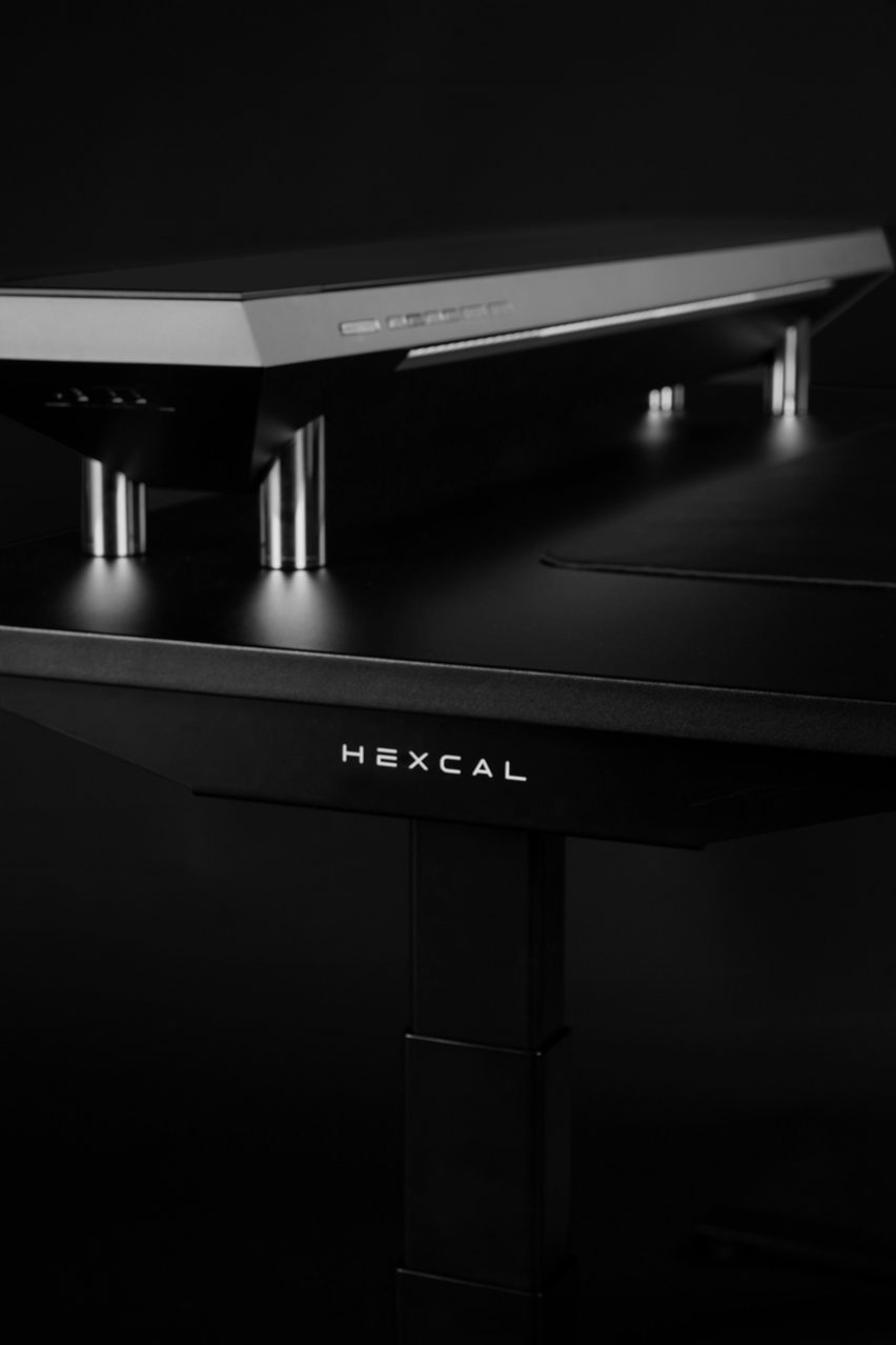 Desk setup products by Hexcal