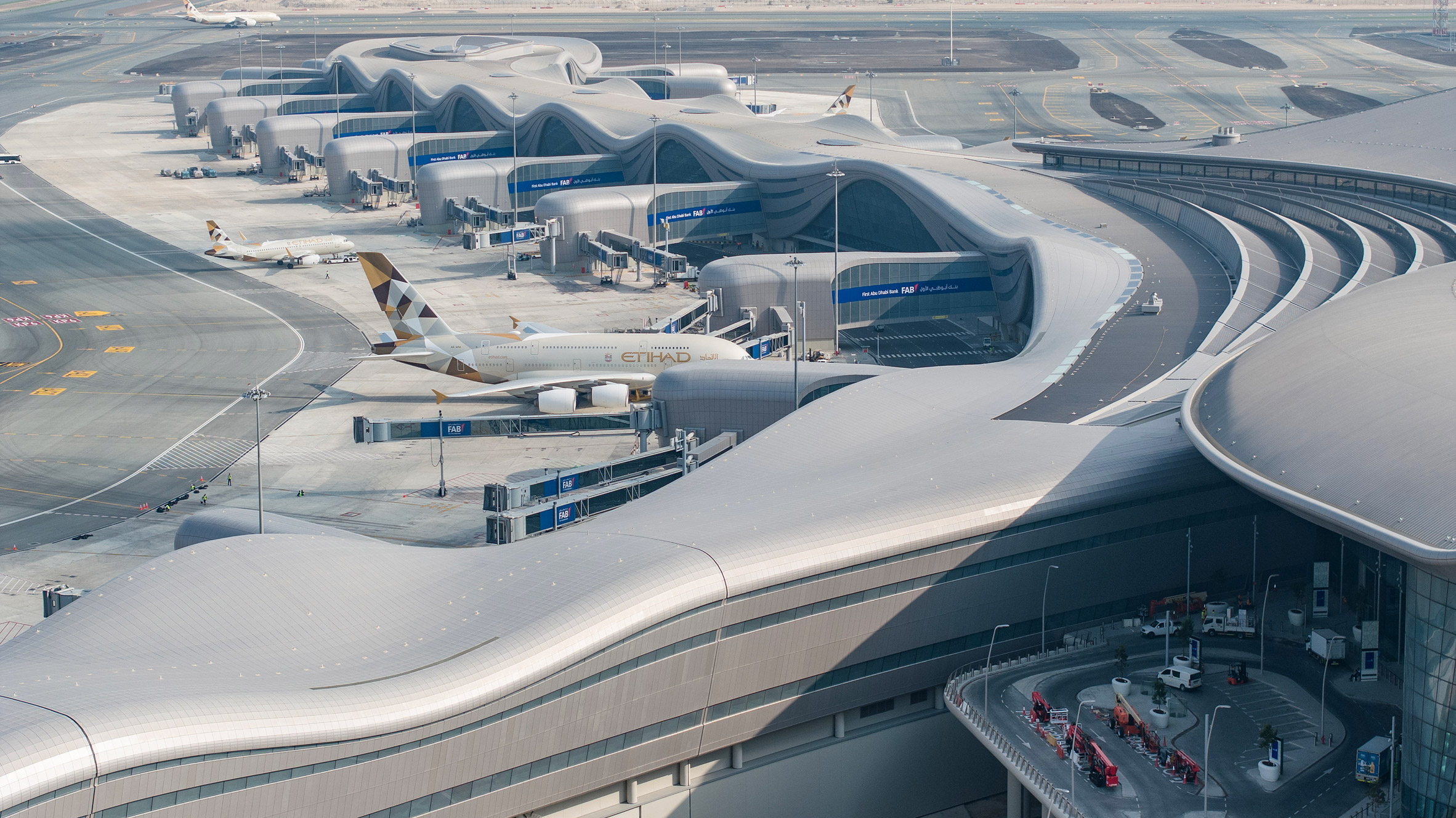 Undulating roof of Terminal A at Zayed International Airport by KPF